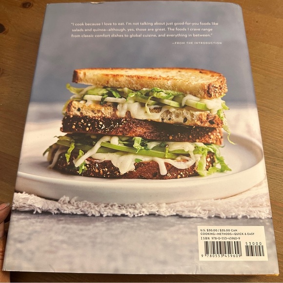 Skinnytaste Fast and Slow: Knockout Quick-Fix and Slow Cooker Recipes Cookbook - Picture 4 of 4